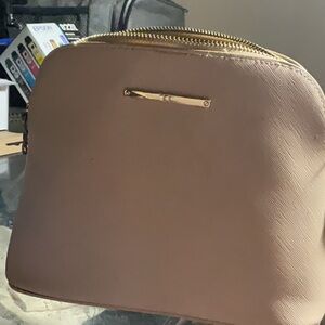 Elegant Tan Women's Bag